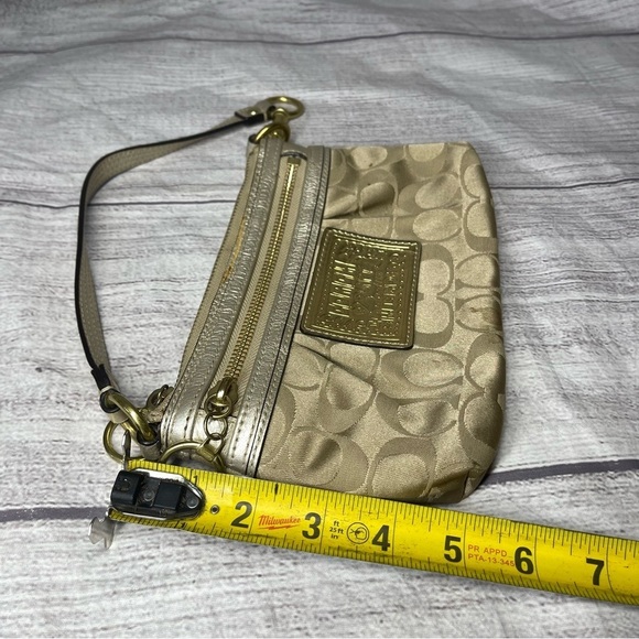 Coach Poppy Gold Logo Clutch Purse Mini Bag - Picture 6 of 7